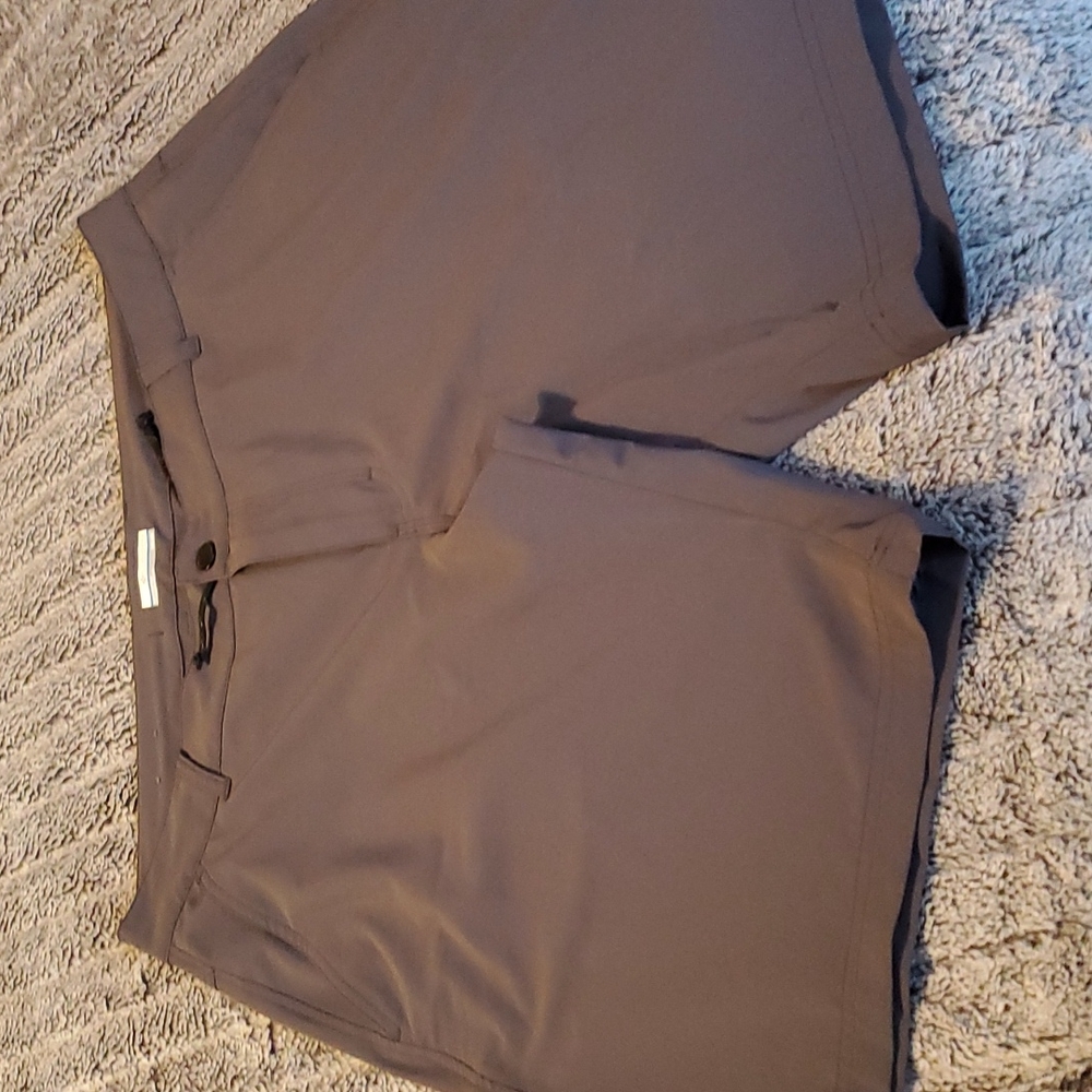 Columbia shorts